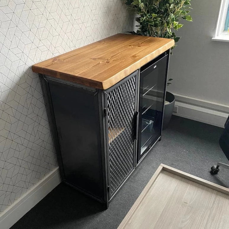 Small 2025 industrial bar